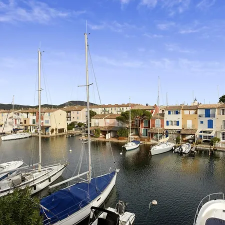 Hotell Sur Le Port - Parking 3*